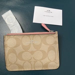 *NWT* Coach Card Holder / Change Purse / Coin Holder
